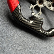 Load image into Gallery viewer, CZD Autoparts for Infiniti G25 G35 G37 G37X 2007-2015 carbon fiber steering wheel