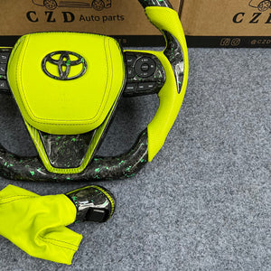 czd auto parts carbon fiber steering wheel for Toyota Avalon 2018-2022 with green airbag cover