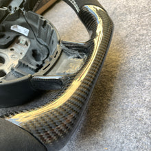 Load image into Gallery viewer, CZD auto parts carbon fiber steering wheel for Audi S7 (G8) with white stitching