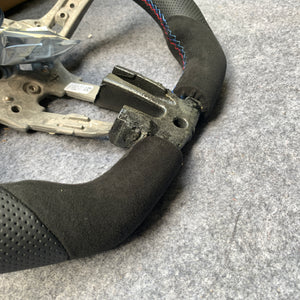 CZD Autoparts For BMW X5 M F85 X6 M F86 carbon fiber steering wheel black alcantara top&bottom