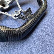 Load image into Gallery viewer, CZD auto parts for Subaru WRX STI  2015-2020 carbon fiber steering wheel