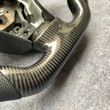 Load image into Gallery viewer, czd auto parts carbon fiber steering wheel for Infiniti G35 with trim