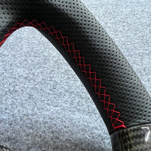 Load image into Gallery viewer, CZD auto parts for  Lamborghini URUS 2019/ 2020 carbon fiber steering wheel with black carbon