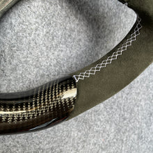 Load image into Gallery viewer, CZD auto parts carbon fiber steering wheel for Maserati Quattroporte 2005-2020 with alcantara