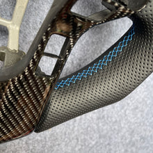 Load image into Gallery viewer, CZD Auto Parts carbon fiber steering wheel for Toyota Tundra 2013-2020