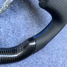 Load image into Gallery viewer, CZD Subaru Legacy/Outback/WRX/STI/Impreza 2005-2007 Carbon Fiber Steering Wheel