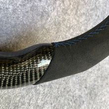 Load image into Gallery viewer, CZD 2003-2007 Infiniti G35 sedan carbon fiber steering wheel