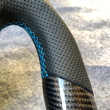 Load image into Gallery viewer, CZD-Focus MK3 2015-2018 carbon fiber steering wheel