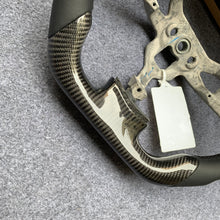 Load image into Gallery viewer, CZD  Chevrolet Corvette C6 2006-2011 carbon fiber steering wheel